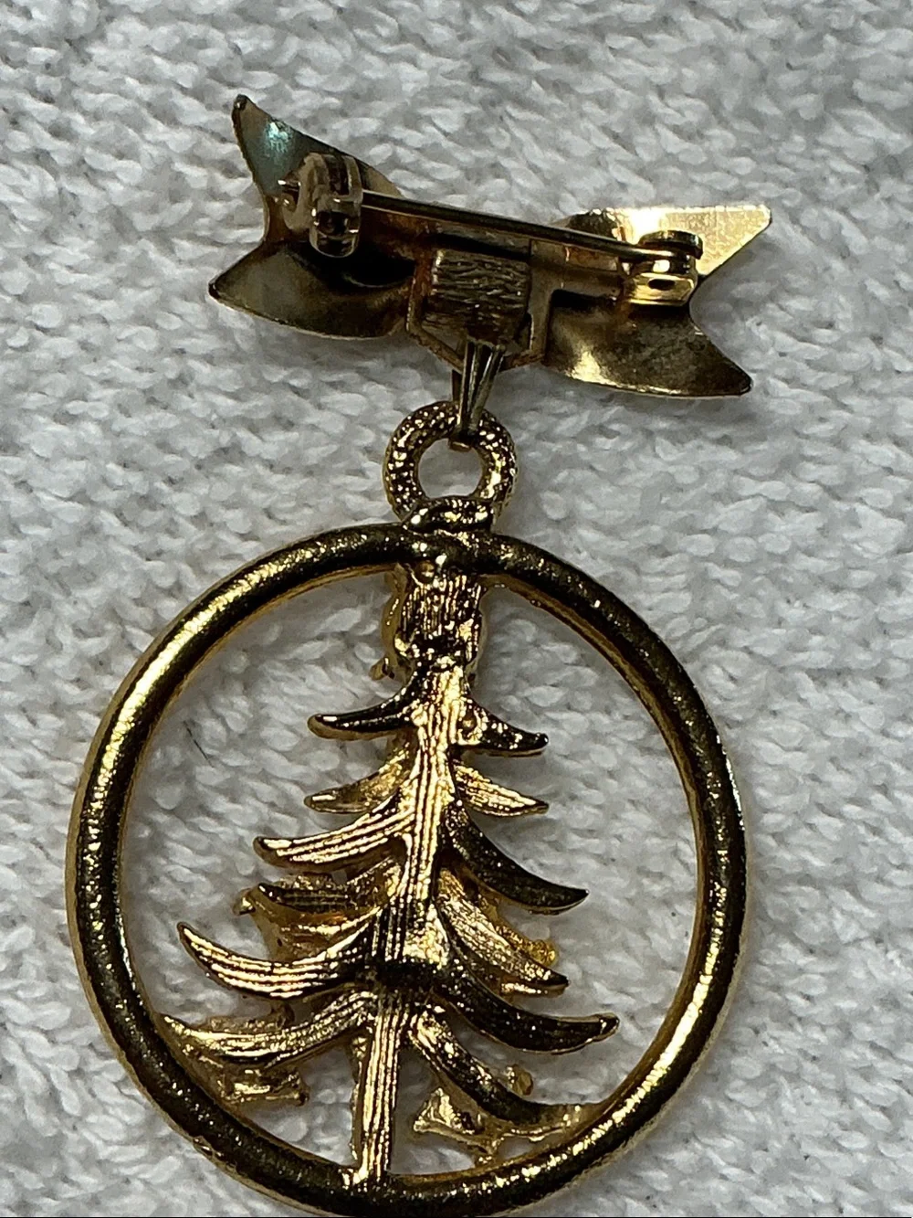 Vintage Christmas Tree Dangle Brooch with Multicolor Stones